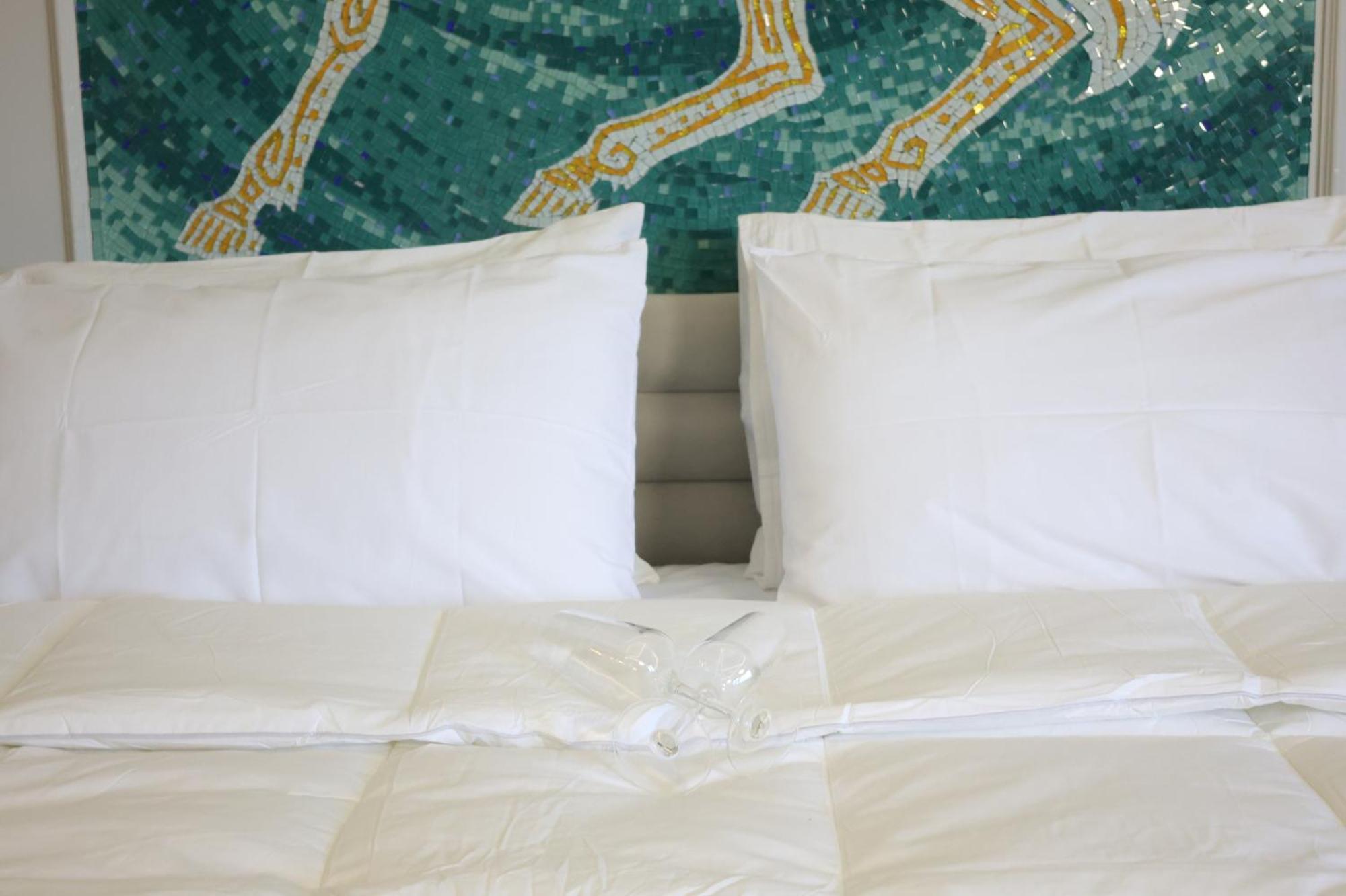 Lunarist - Exclusive With Private Jacuzzi In Blloku Apartamento Tirana
