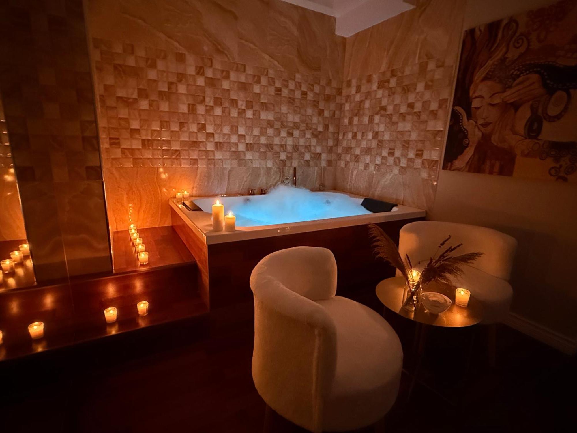 Apartamento Lunarist - Exclusive With Private Jacuzzi In Blloku