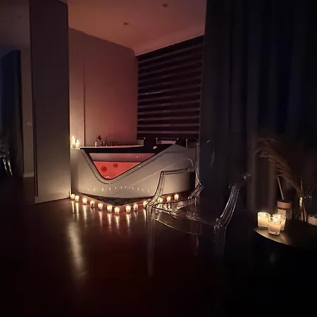 Lunarist - Exclusive Suites With Private Jacuzzi In Blloku Tirana Exterior photo