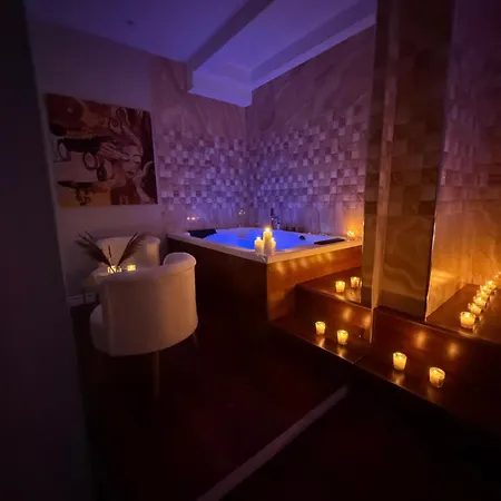 Lunarist - Exclusive Suites With Private Jacuzzi In Blloku Tirana Exterior photo