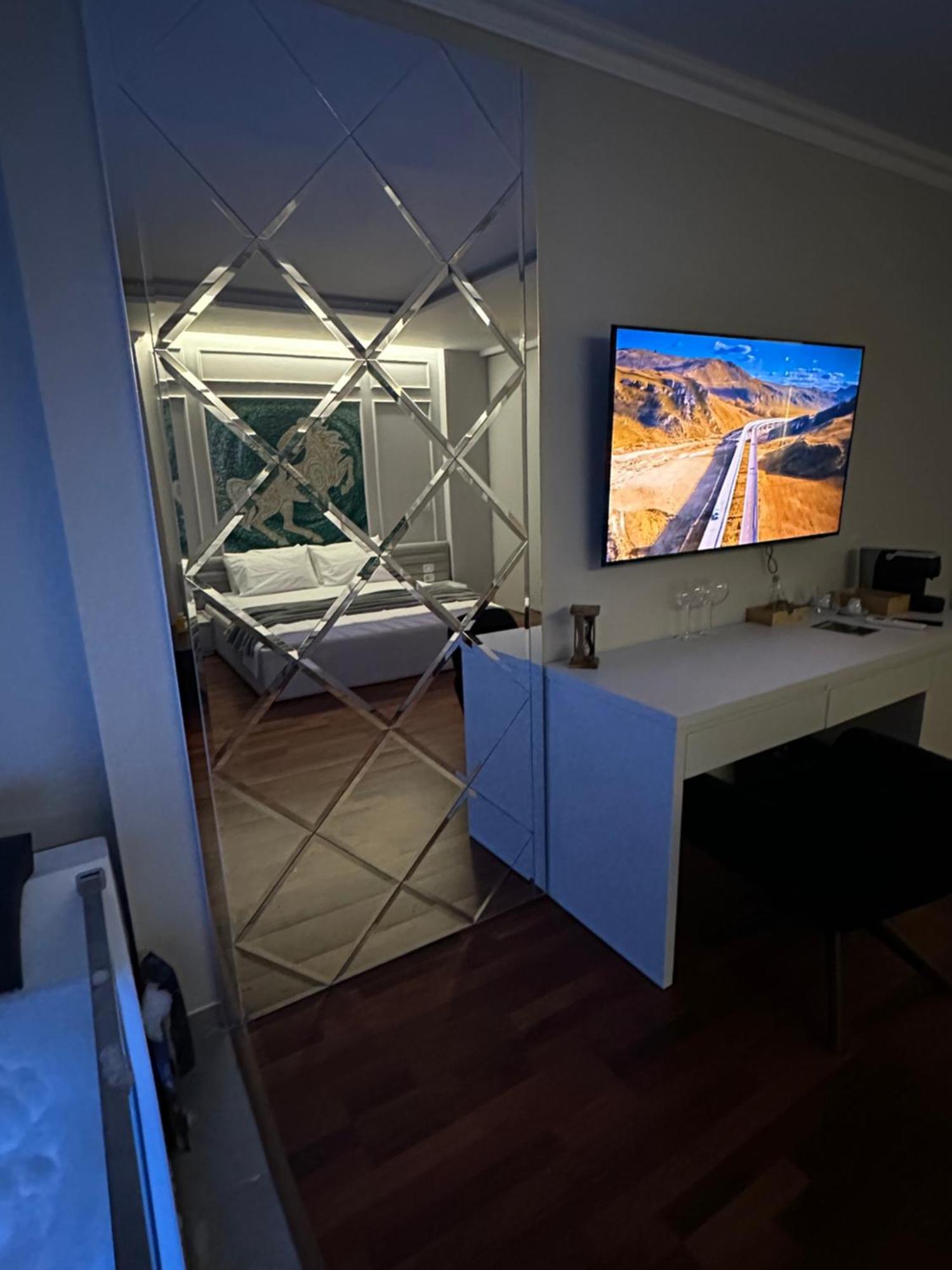 Lunarist - Exclusive With Private Jacuzzi In Blloku